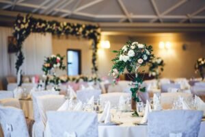 bunch-flowers-leaves-table_1304-4187